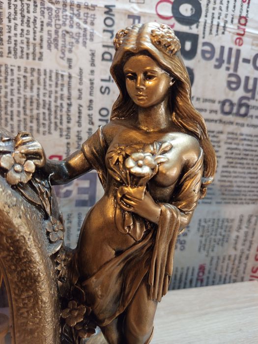 Настолен/Каминен Часовник