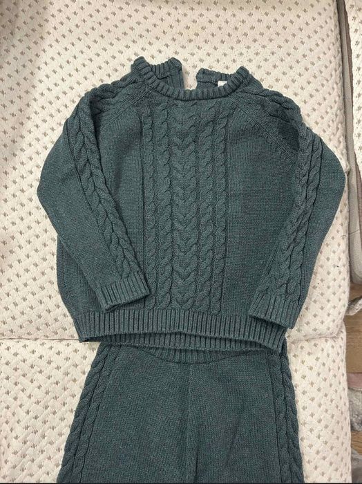 Детски плетени комплекти пуловер и панталон Н&М 98 см зелен и бежов