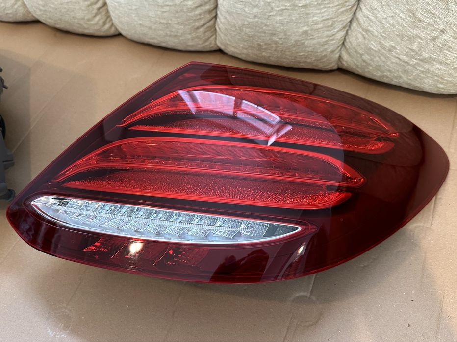 Stopuri, Stop stanga / Stop dreapta Mercedes E Class W213