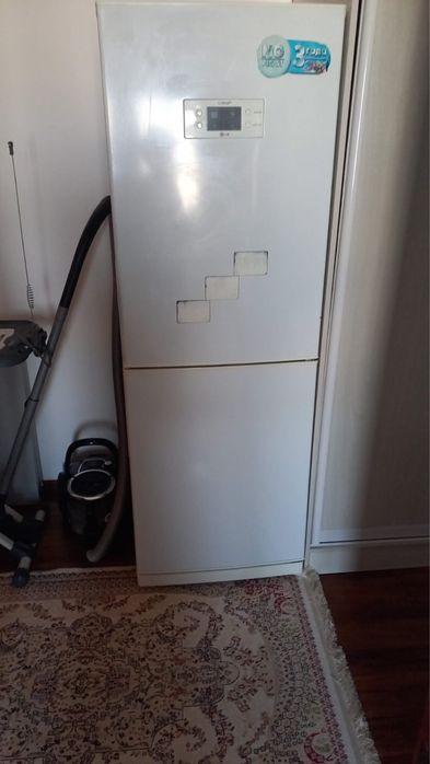 Продается холодильник
