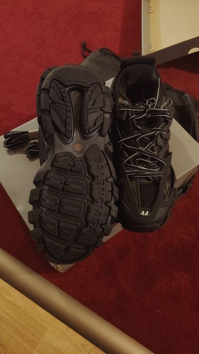 Balenciaga tracks