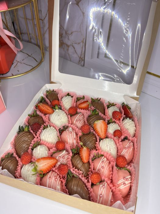 Клубника в шоколаде/подарки