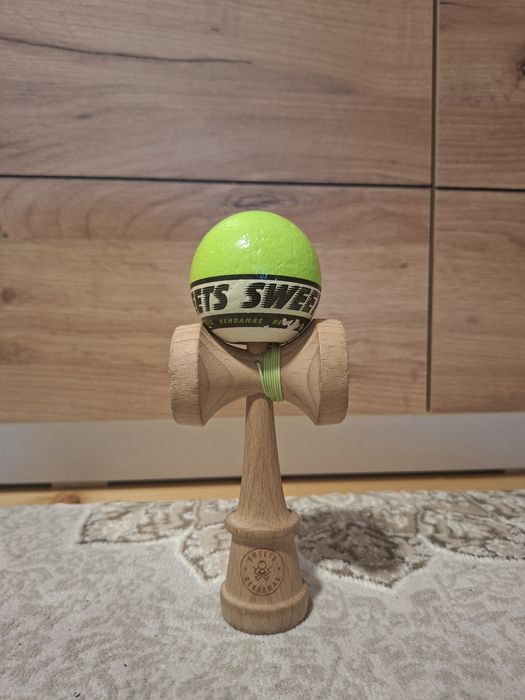 Kendama Krom ,sweets,premium.