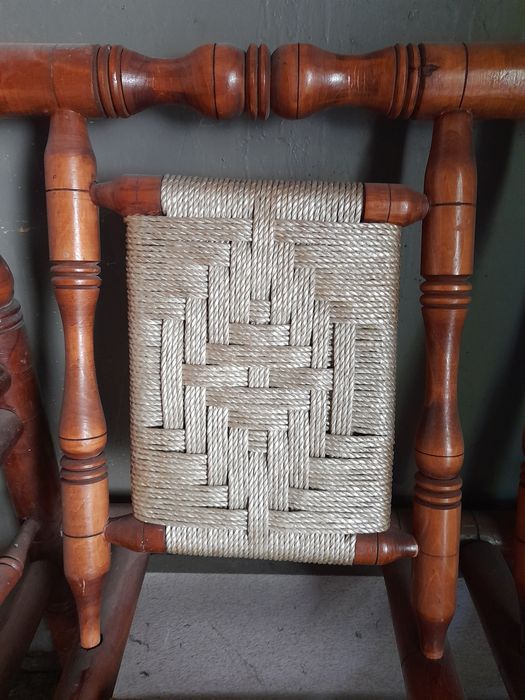 Дървен,диван (пейка)