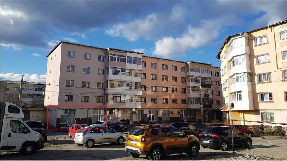 Vand Spatiu Comercial - Zona Balada (Visoi)
