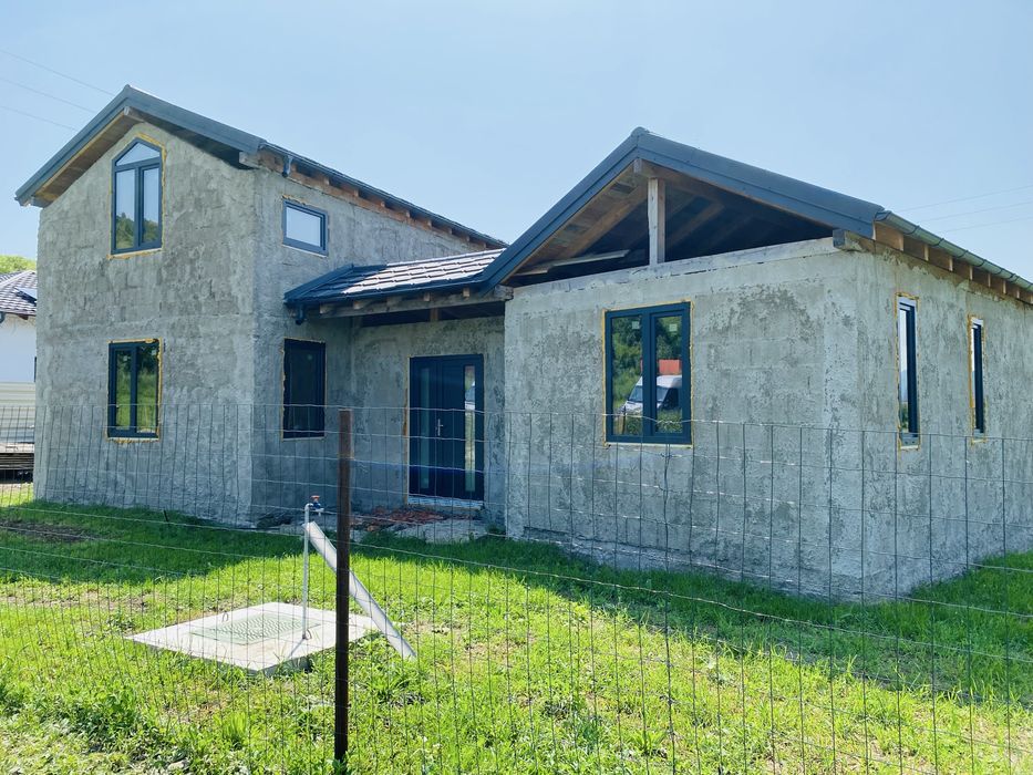 Vând casă în Piatra Neamț