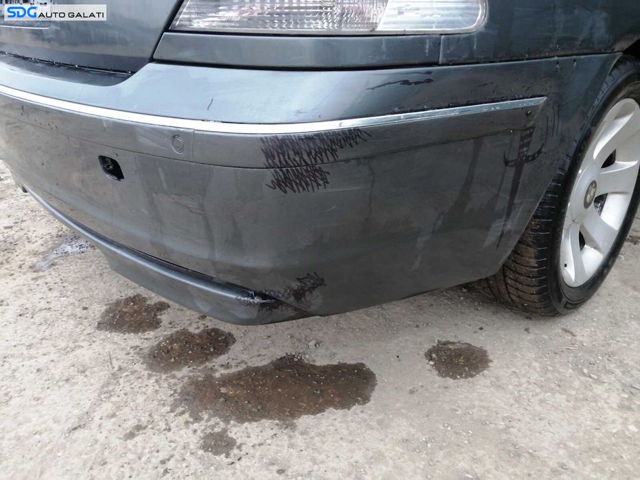 Bara Spoiler Spate cu Locas Senzori Parcare cu Defect BMW Seria 7 E65 E66 730 Facelift 2001 - 2008 Culoare A36/7 Titangrau II Metallic [L4823] [RAFT]