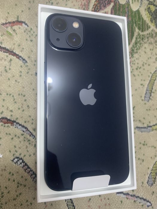 продам айфон 13 срочно