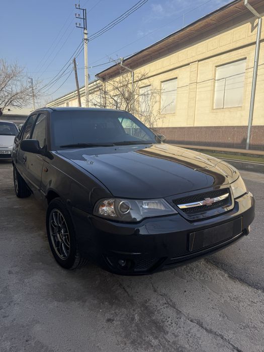 Sotiladi Nexia 2 dons 1,6 metan super srochna gen bor