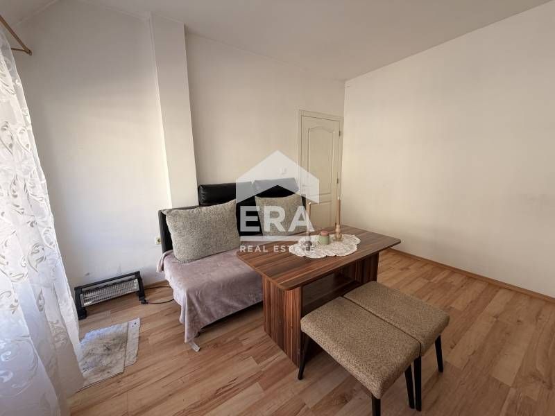 Ексклузивен двустаен обзаведен апартамент за продажба, район Възраждан