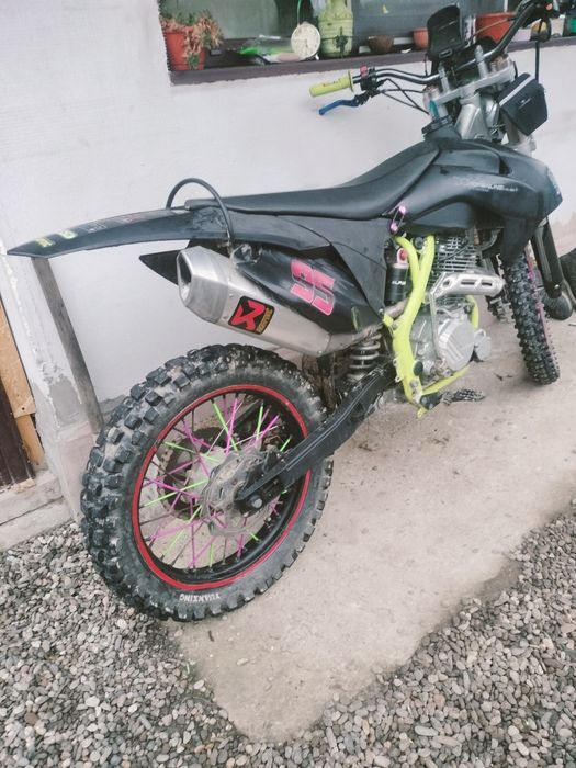 Vând sau schimb  Alfarad