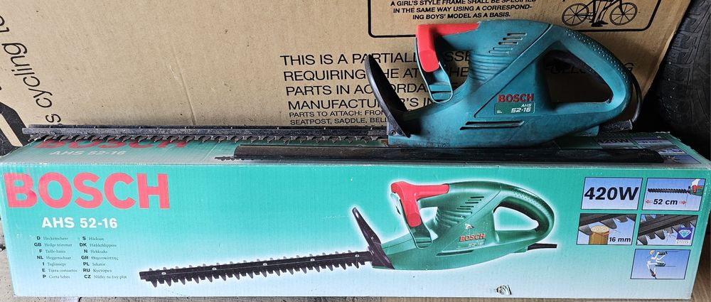 Foarfeca electrica Bosch ptr gard viu