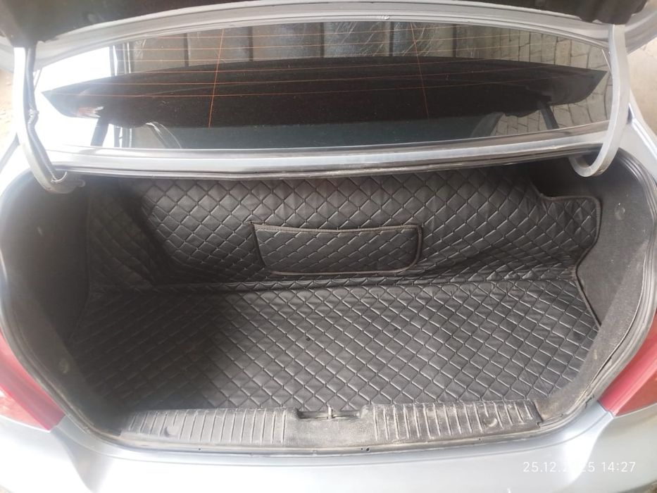 Lasetti 1.8 sotiladi yoki barter kobaltga