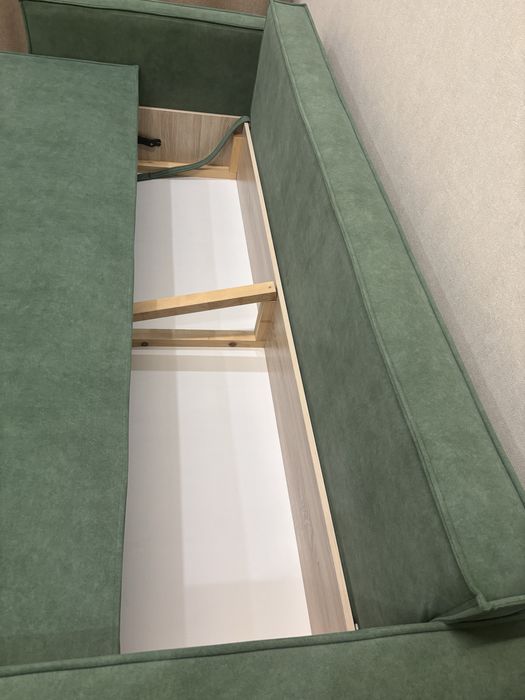 Продам диван, длина 2м