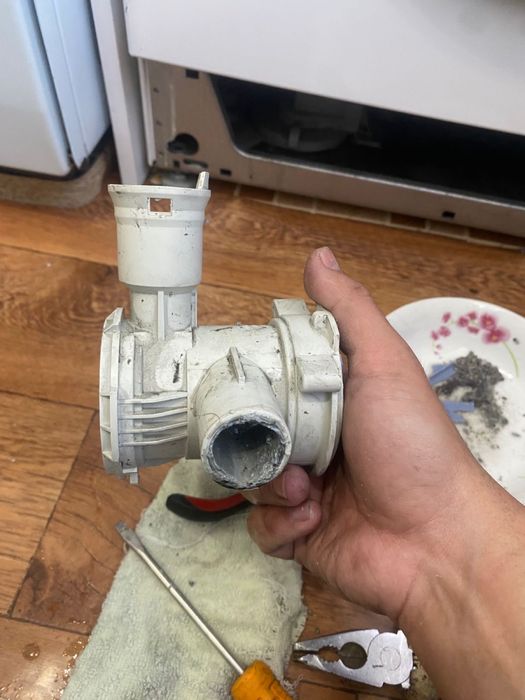 Ремонт стиральных машин .