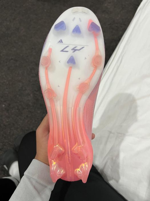 Продам бутсы F50