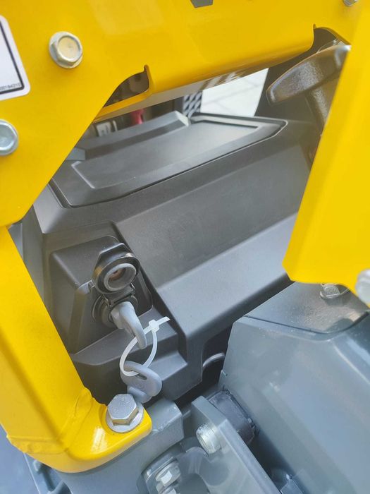 Placa vibranta Wacker Neuson DPU6260Hehp Model NOU!