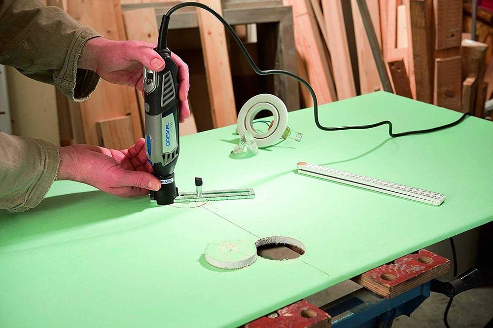 Dremel 678 приставка за рязане по линия и окръжност до 30cm