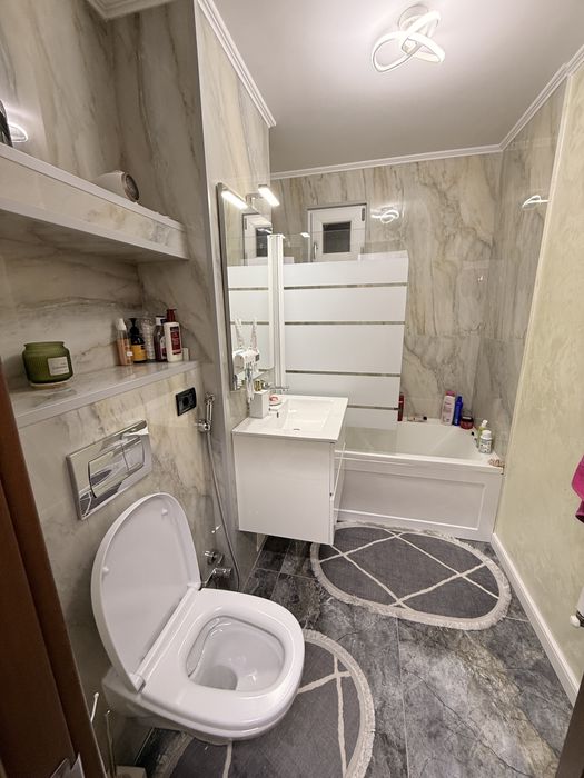 Apartament 2 camere , zona Favorit , parter (incalzire in pardoseala )