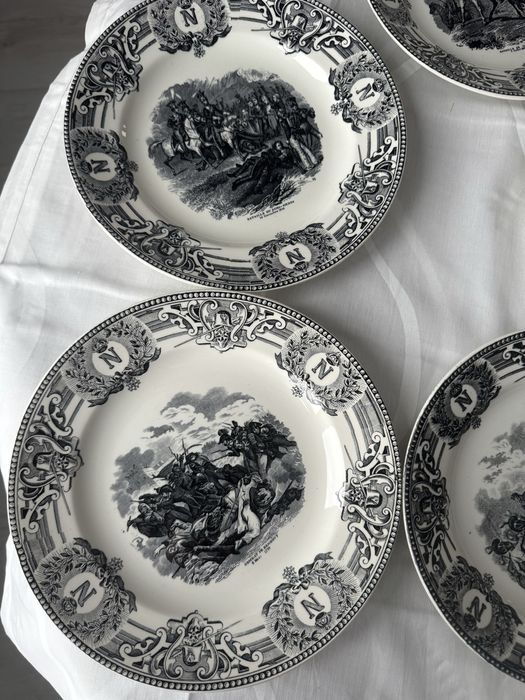Set de 12 Farfurii Colecție Napoleon - Boch Frères La Louvière (Belgia)