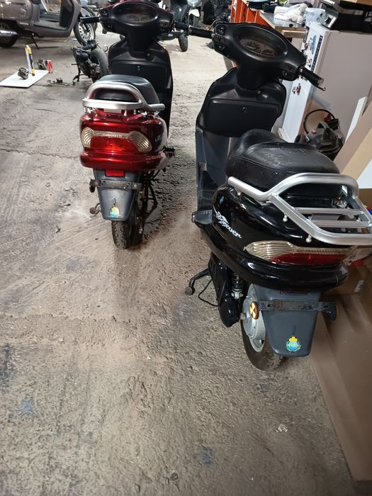 Vând/schimb scutere Electrice Fara permis