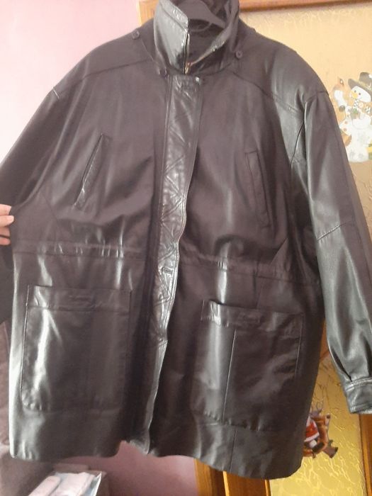 Haina piele matlasată  mărime  52/54