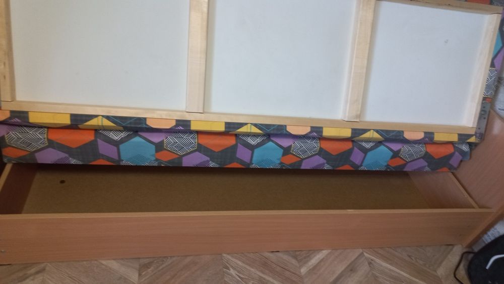 Кровать двухъярусная,торг