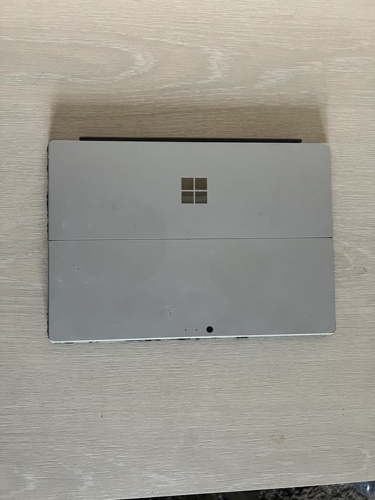Microsoft Surface Pro 5