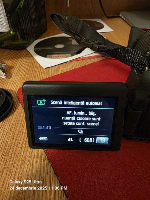 Aparat foto CANON Eos 700D