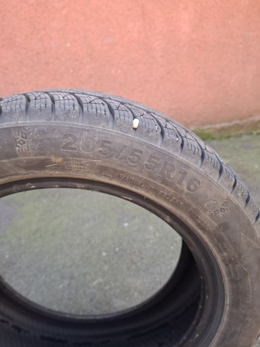 Vînd 4 anvelope de iarnă 205/55R16