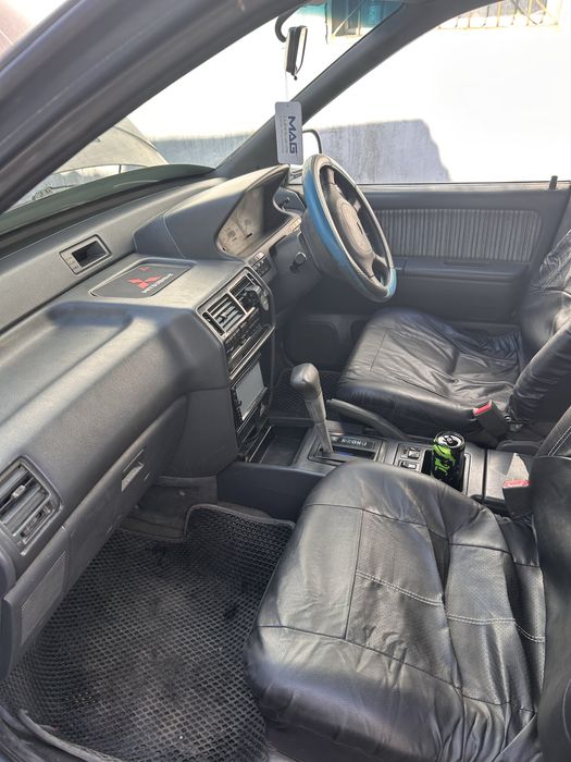 СРОЧНО Mitsubishi RVR 1993