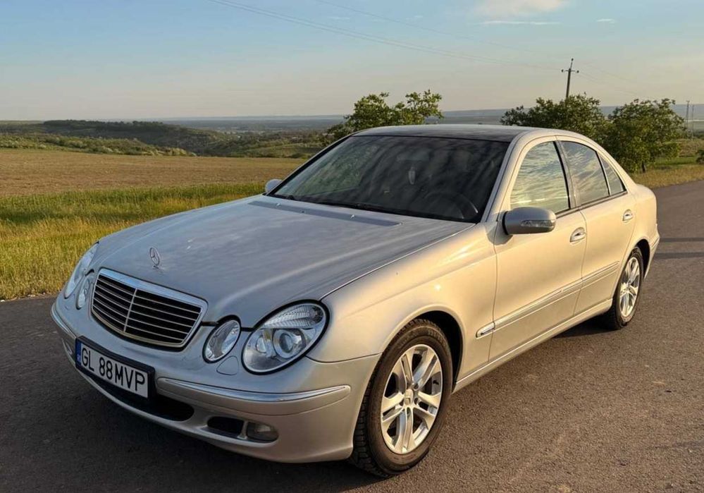 MERCEDES-BENZ E-Class
