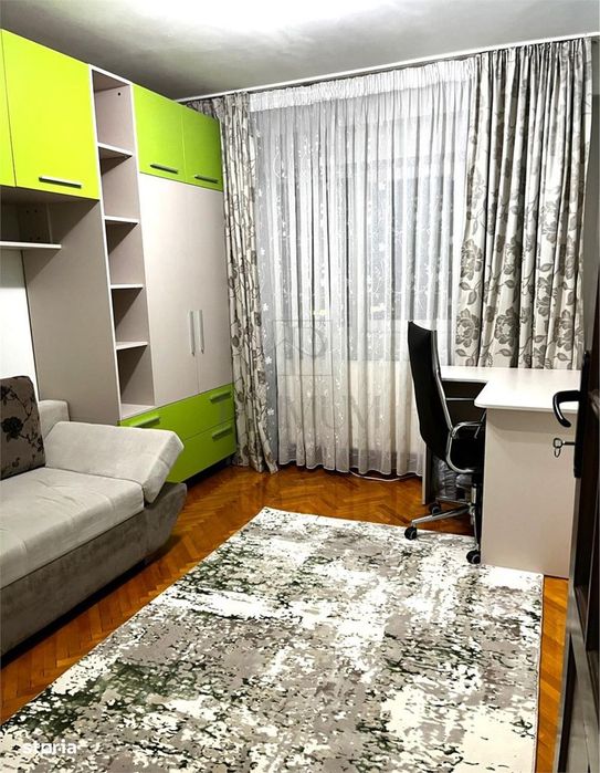 Lunei - 3 Camere - 2 Bai - 2 Balcoane - Centrala Proprie - Decomandat