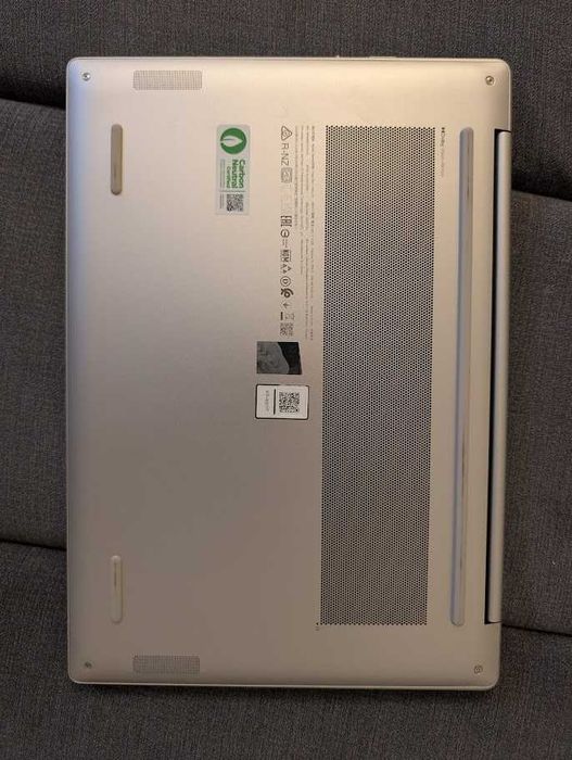 Laptop Lenovo Yoga Slim 7, Nou, OLED 2.8k 120Hz, 32GB RAM, sigilat