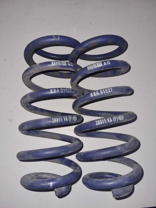 Два броя спортни пружини