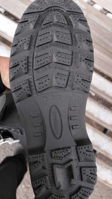 Зимние сапоги новые