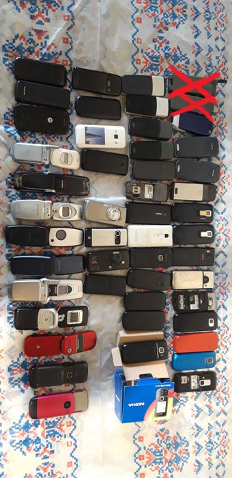 Продам сотовые телефоны.