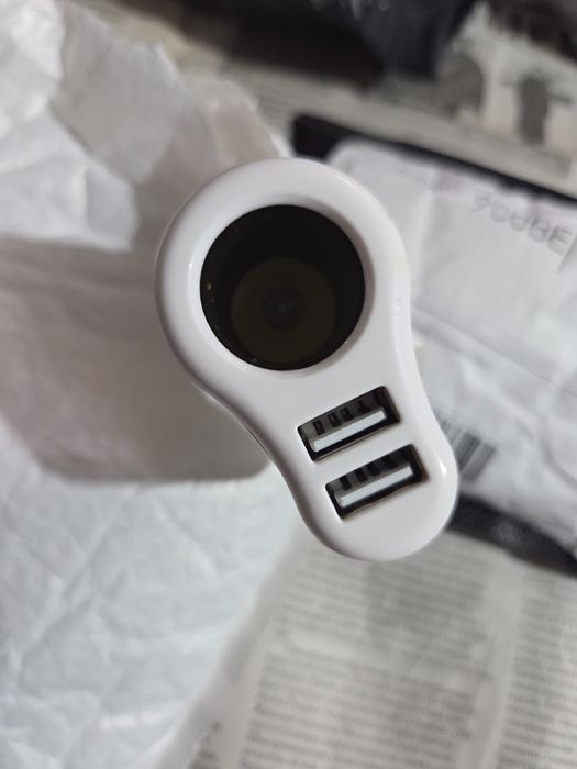 Зарядное устройство для автомобиля.