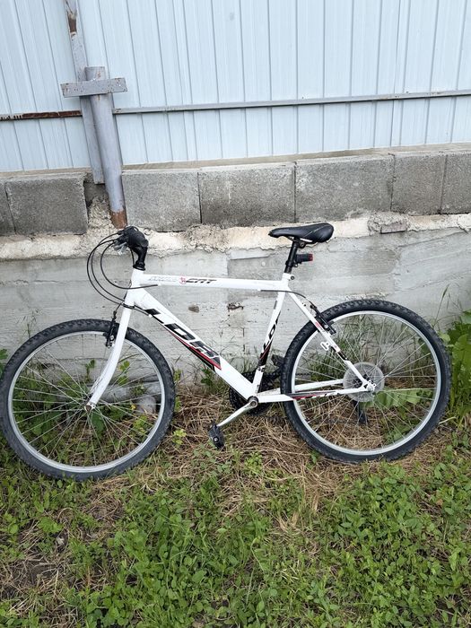 Biciclete de vânzare