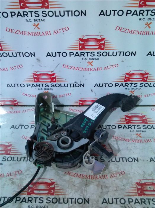 Pedala frana de mana mercedes-benz c class 2.2 d an fabr. 2010