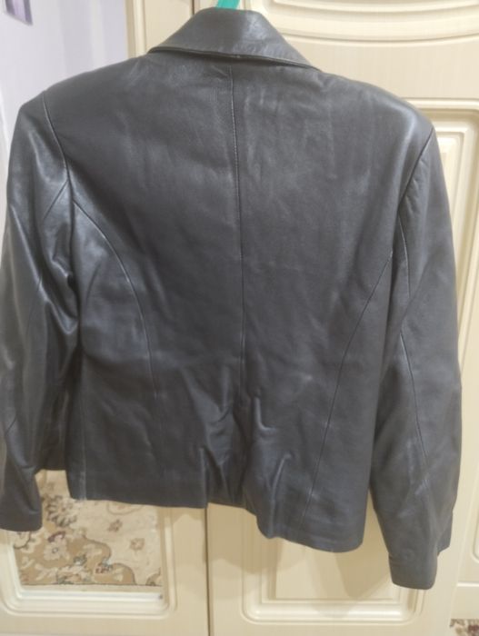 Продам кожанку кожаная