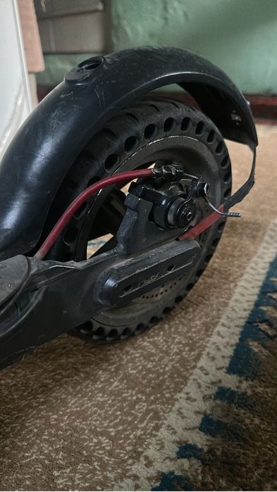 Продам электросамокат ксяоми