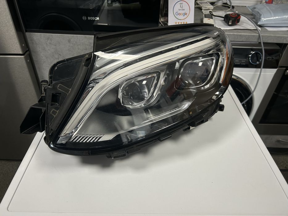 Оригинален фар Мерцедес гле -Mercedes Gle w 166