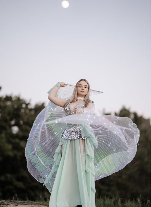 Dansatoare Belly dance + dans țigănesc+ dans grecesc