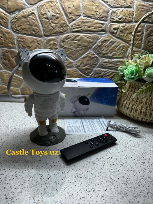Ночник проектор звездное небо, робот, космонавт