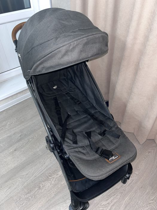 Коляска Joie Tourist