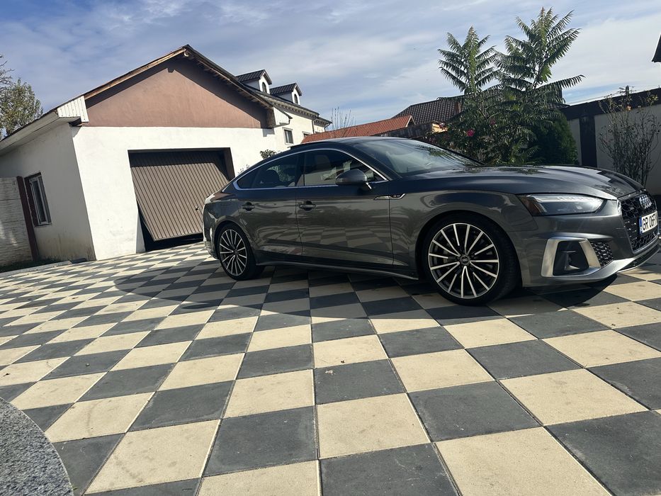 Audi a5 model 45.tfsi 265 cp. An 2021. Km113000. Dotari extraoptionala