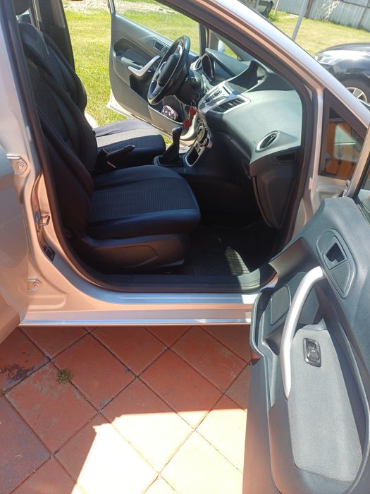 FORD Fiesta 2012 — imagine 2