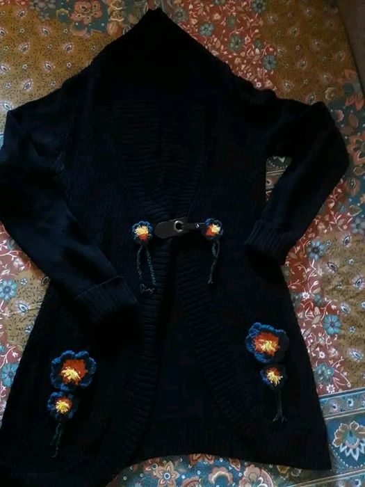 Vând cardigan negru ,L