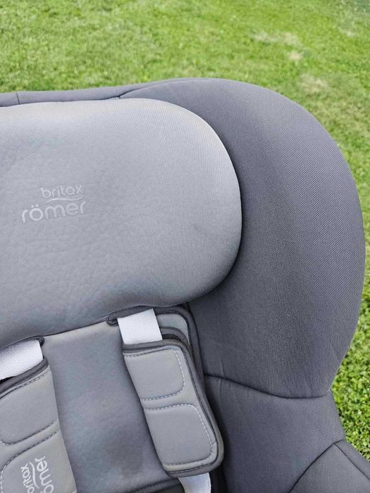 Детско столче за кола Britax Römer Dualfix